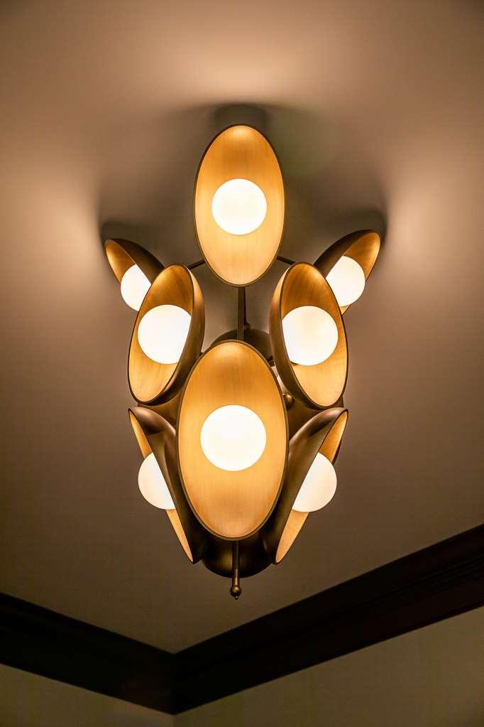 Hotel The Royal Sonesta Downtown 4*